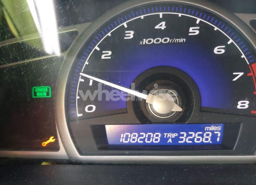 Photo 15 of 2011 Honda Civic LX (VIN 19XFA1F58BE012052)