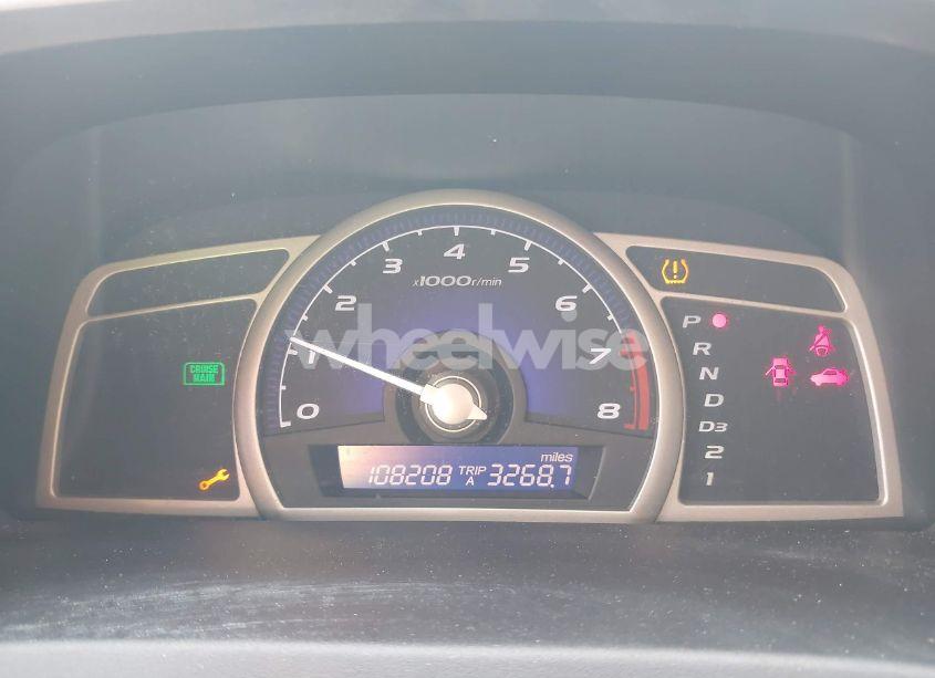 Photo 7 of 2011 Honda Civic LX (VIN 19XFA1F58BE012052)