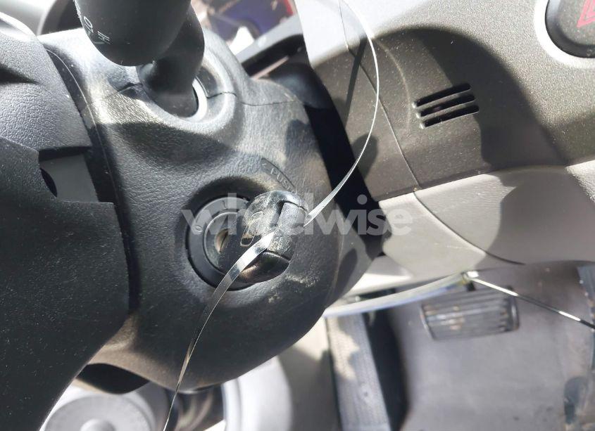 Photo 11 of 2011 Honda Civic LX (VIN 19XFA1F58BE030907)