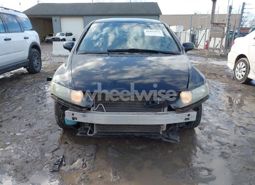 Photo 13 of 2011 Honda Civic LX (VIN 19XFA1F58BE030907)