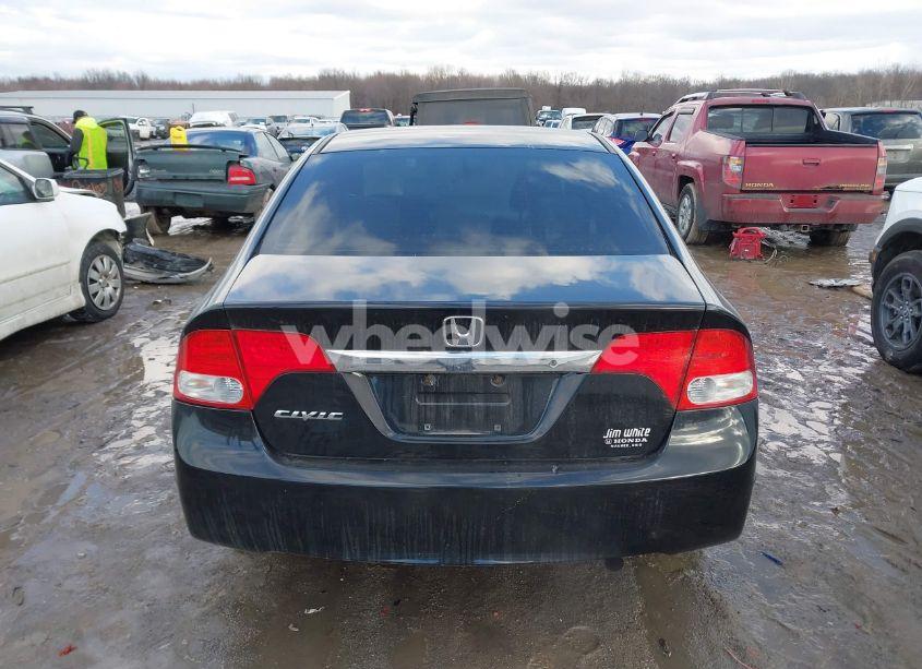 Photo 17 of 2011 Honda Civic LX (VIN 19XFA1F58BE030907)