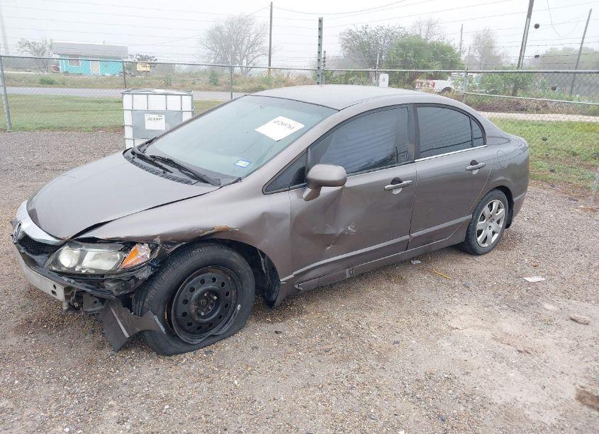 Photo 2 of 2011 Honda Civic LX (VIN 19XFA1F58BE045780)