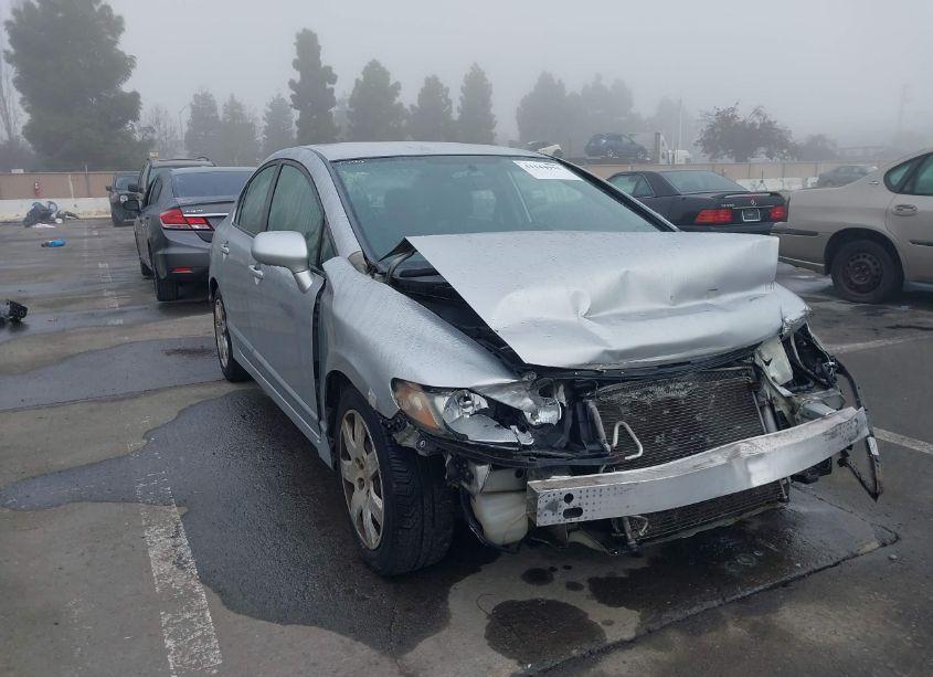 2011 Honda Civic LX (VIN 19XFA1F58BE046332) main photo