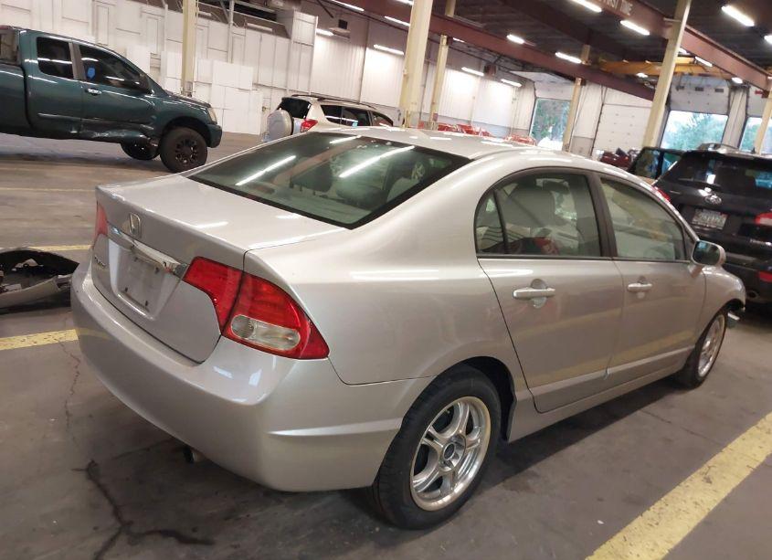 Photo 4 of 2010 Honda Civic LX (VIN 19XFA1F59AE008915)