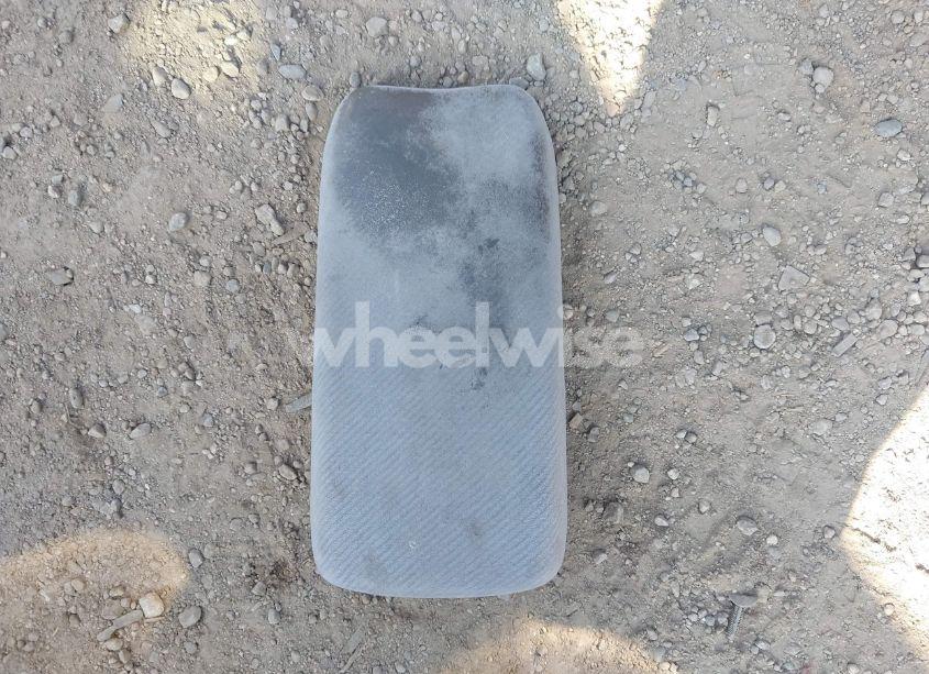 Photo 12 of 2010 Honda Civic LX (VIN 19XFA1F59AE046306)