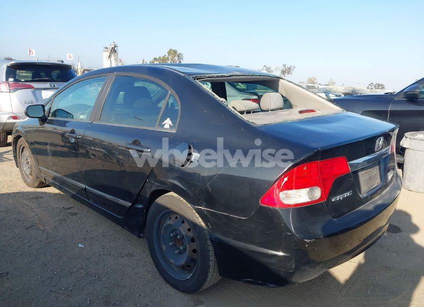 Photo 3 of 2010 Honda Civic LX (VIN 19XFA1F59AE046306)