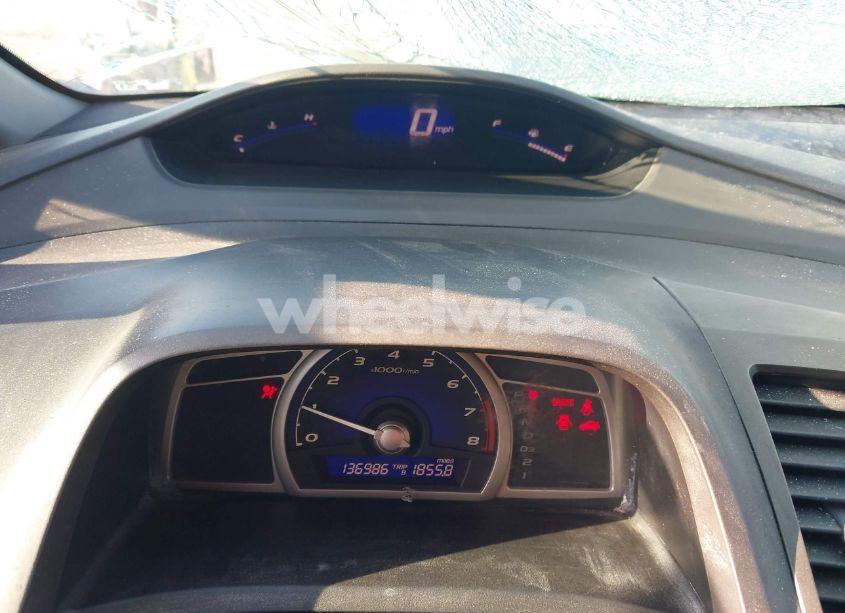 Photo 7 of 2010 Honda Civic LX (VIN 19XFA1F59AE046306)