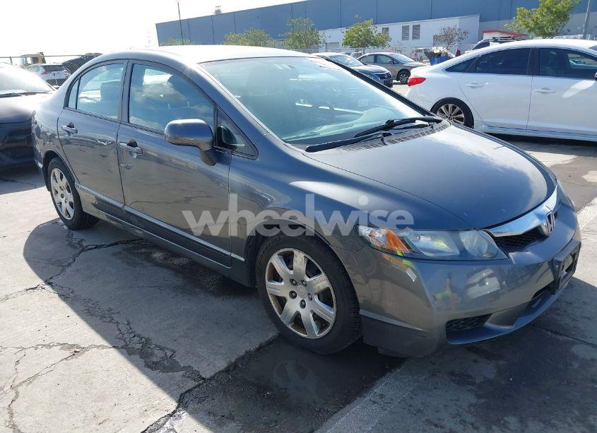 2010 Honda Civic LX (VIN 19XFA1F59AE065518) main photo