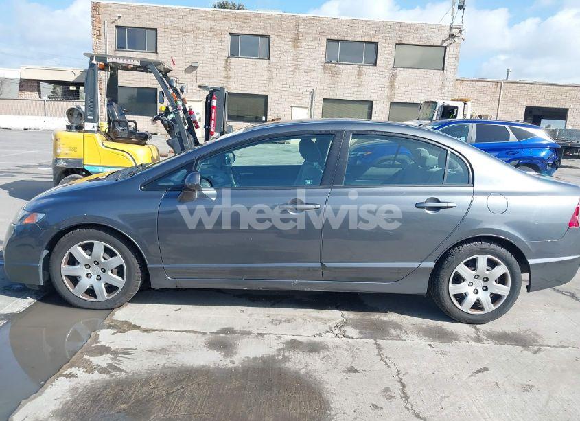 Photo 14 of 2010 Honda Civic LX (VIN 19XFA1F59AE065518)