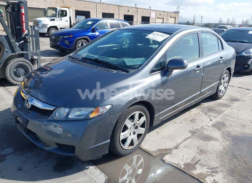 Photo 2 of 2010 Honda Civic LX (VIN 19XFA1F59AE065518)