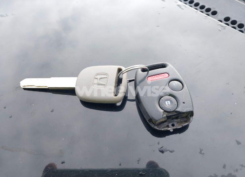 Photo 11 of 2010 Honda Civic LX (VIN 19XFA1F59AE068869)