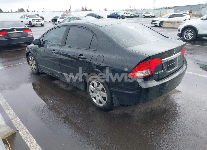Photo 3 of 2010 Honda Civic LX (VIN 19XFA1F59AE068869)