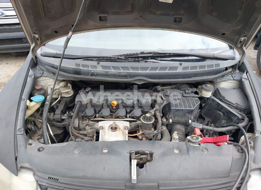 Photo 10 of 2010 Honda Civic LX (VIN 19XFA1F59AE069634)