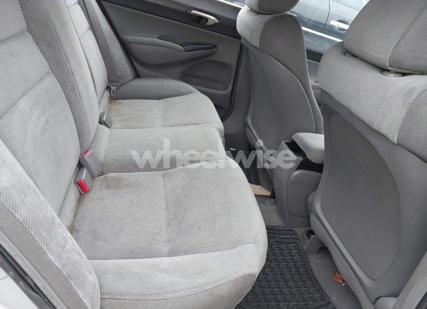 Photo 8 of 2010 Honda Civic LX (VIN 19XFA1F59AE069634)