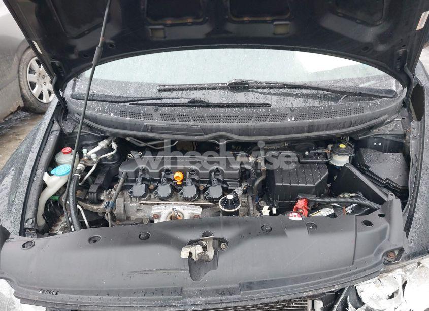 Photo 10 of 2011 Honda Civic LX (VIN 19XFA1F59BE003702)