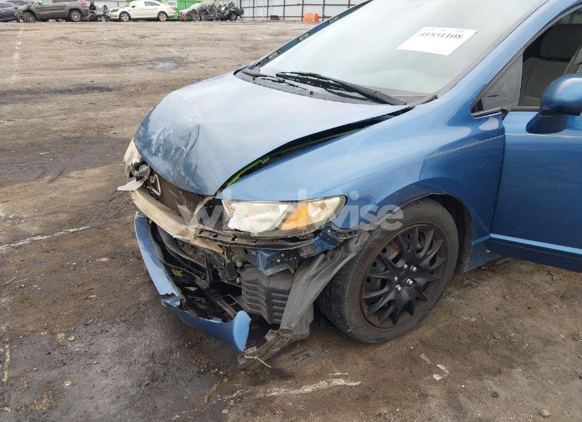 Photo 6 of 2011 Honda Civic LX (VIN 19XFA1F59BE014456)