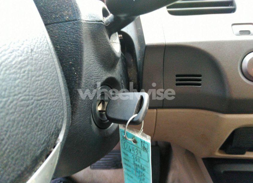 Photo 11 of 2011 Honda Civic LX (VIN 19XFA1F59BE016434)