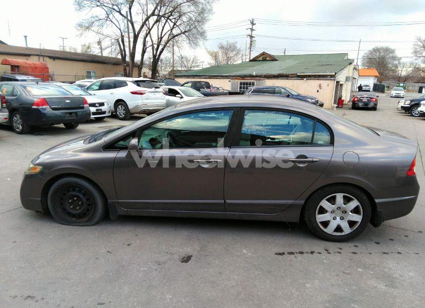 Photo 15 of 2011 Honda Civic LX (VIN 19XFA1F59BE016434)