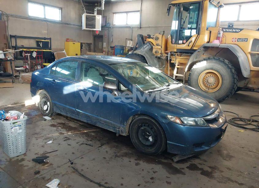 2011 Honda Civic LX (VIN 19XFA1F59BE018703) main photo