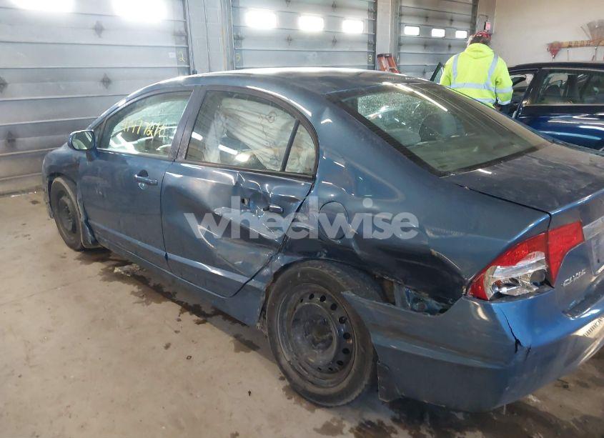 Photo 6 of 2011 Honda Civic LX (VIN 19XFA1F59BE018703)