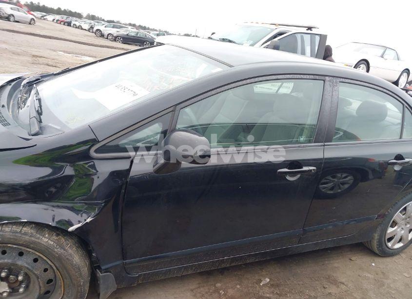 Photo 15 of 2011 Honda Civic LX (VIN 19XFA1F59BE034903)