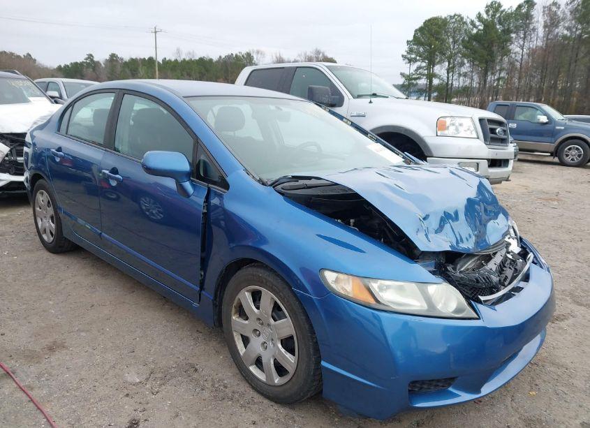 2011 Honda Civic LX (VIN 19XFA1F59BE035923) main photo