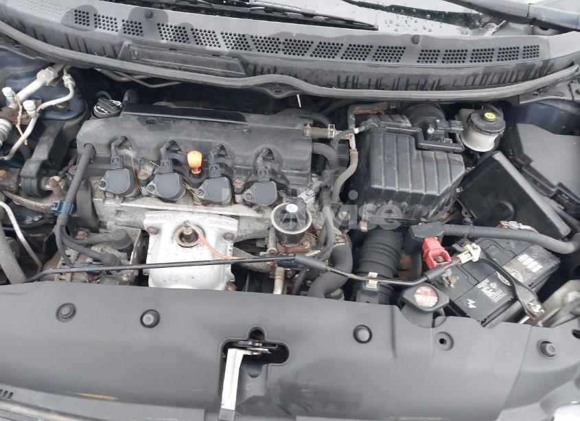 Photo 10 of 2010 Honda Civic LX (VIN 19XFA1F5XAE043009)