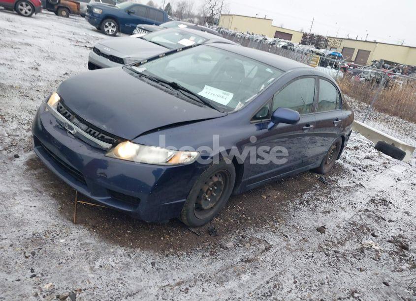 Photo 2 of 2010 Honda Civic LX (VIN 19XFA1F5XAE043009)