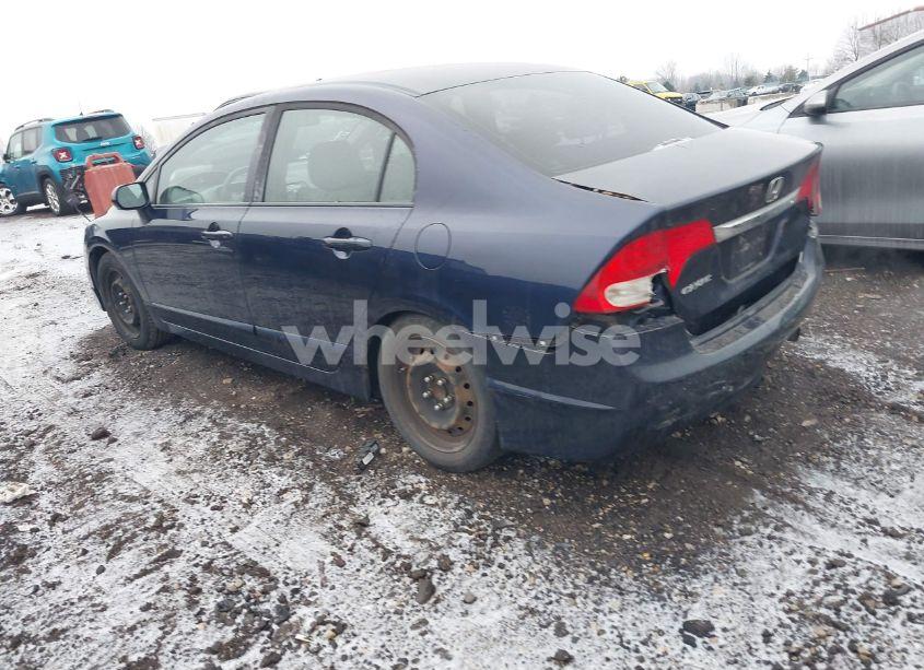 Photo 3 of 2010 Honda Civic LX (VIN 19XFA1F5XAE043009)