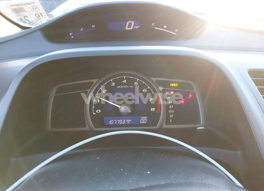 Photo 7 of 2010 Honda Civic LX (VIN 19XFA1F5XAE069576)