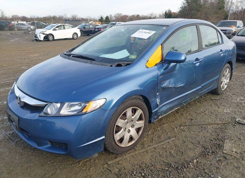 Photo 2 of 2011 Honda Civic LX (VIN 19XFA1F5XBE013140)