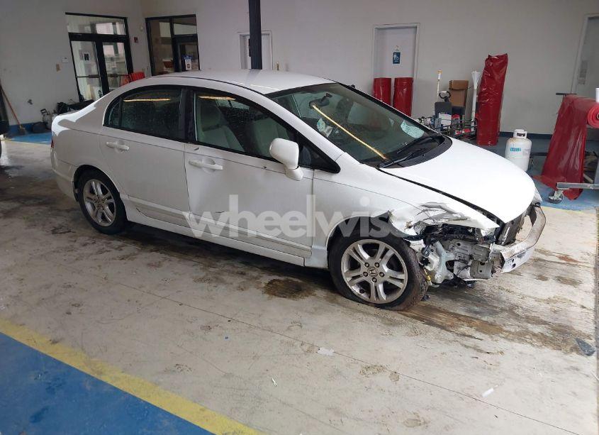 2011 Honda Civic LX (VIN 19XFA1F5XBE031881) main photo