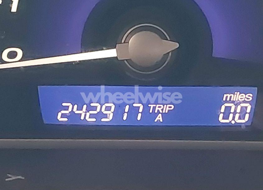 Photo 16 of 2011 Honda Civic LX (VIN 19XFA1F5XBE031881)