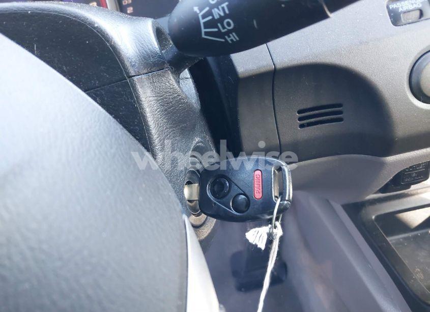 Photo 11 of 2011 Honda Civic LX (VIN 19XFA1F5XBE032402)