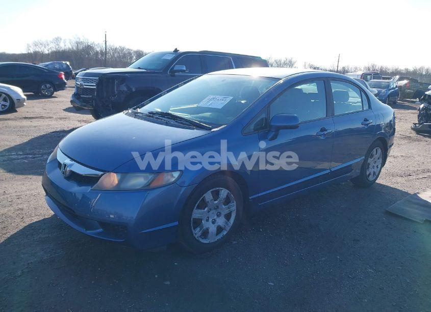 Photo 2 of 2011 Honda Civic LX (VIN 19XFA1F5XBE032402)