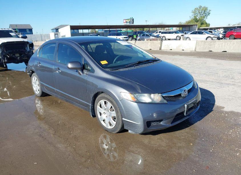 2011 Honda Civic LX (VIN 19XFA1F5XBE034876) main photo