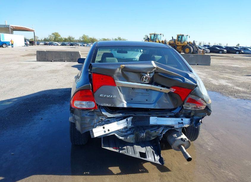 Photo 6 of 2011 Honda Civic LX (VIN 19XFA1F5XBE034876)