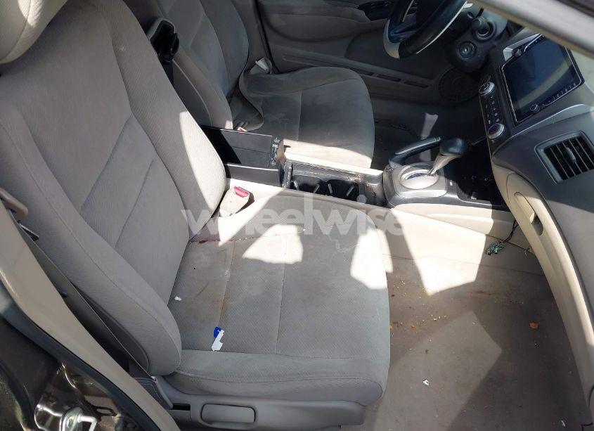 Photo 5 of 2011 Honda Civic LX (VIN 19XFA1F5XBE035459)