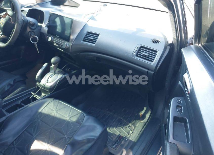 Photo 5 of 2011 Honda Civic LX-S (VIN 19XFA1F60BE028027)