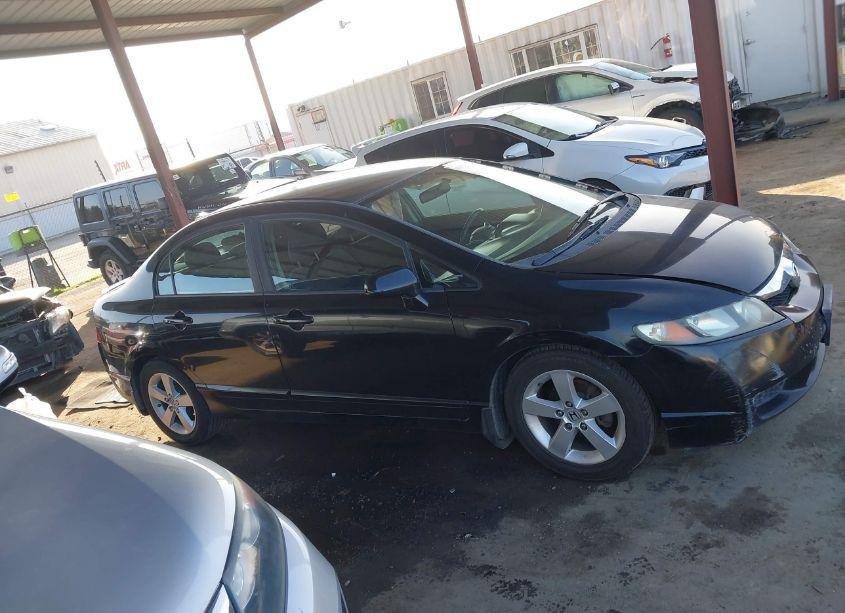 Photo 13 of 2011 Honda Civic LX-S (VIN 19XFA1F60BE042381)