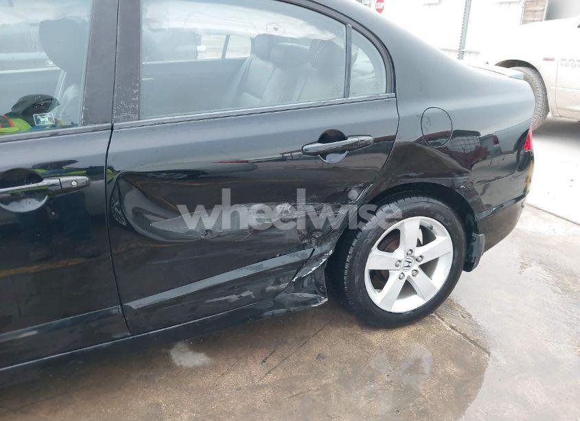 Photo 6 of 2011 Honda Civic LX-S (VIN 19XFA1F61BE037285)