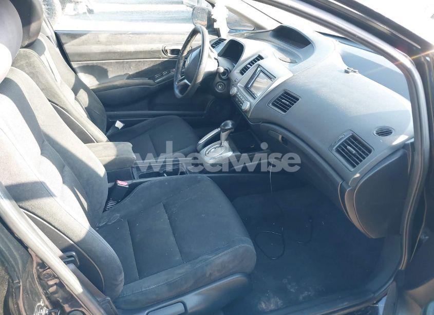 Photo 5 of 2010 Honda Civic LX-S (VIN 19XFA1F62AE037195)