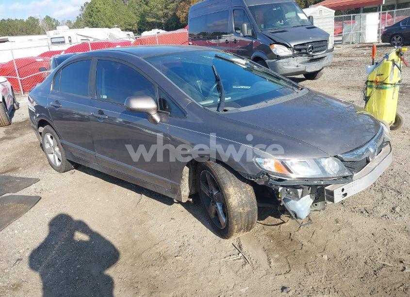 2010 Honda Civic LX-S (VIN 19XFA1F63AE082274) main photo