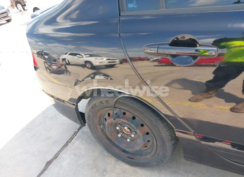 Photo 20 of 2010 Honda Civic LX-S (VIN 19XFA1F64AE041426)