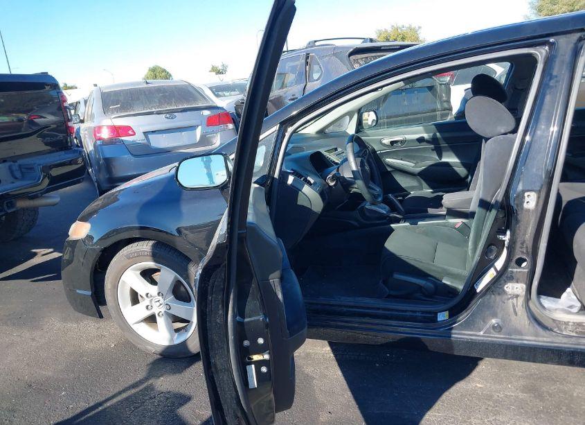 Photo 5 of 2010 Honda Civic LX-S (VIN 19XFA1F64AE041457)