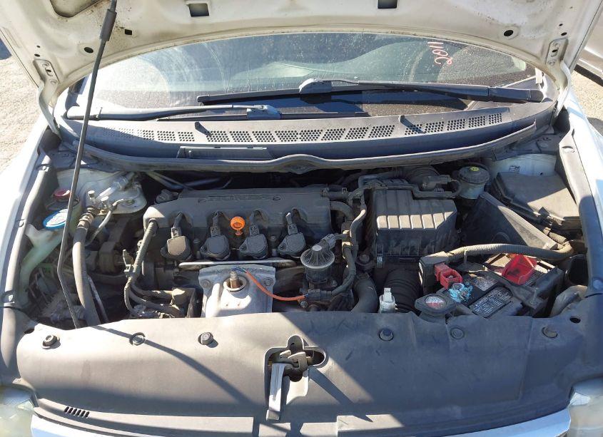 Photo 10 of 2011 Honda Civic LX-S (VIN 19XFA1F66BE009899)