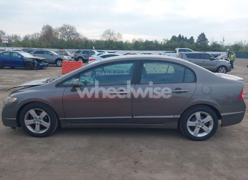 Photo 14 of 2011 Honda Civic LX-S (VIN 19XFA1F66BE013578)