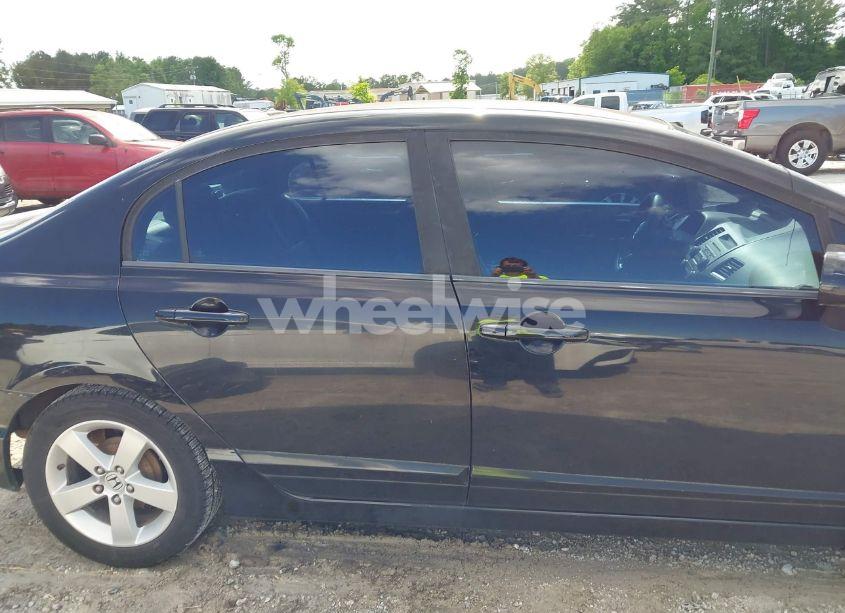 Photo 13 of 2011 Honda Civic LX-S (VIN 19XFA1F66BE036925)