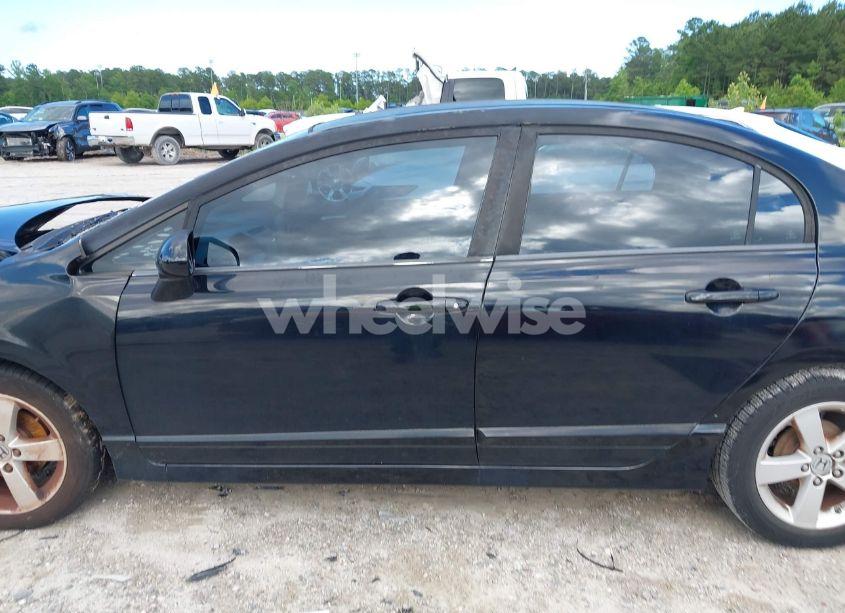 Photo 14 of 2011 Honda Civic LX-S (VIN 19XFA1F66BE036925)