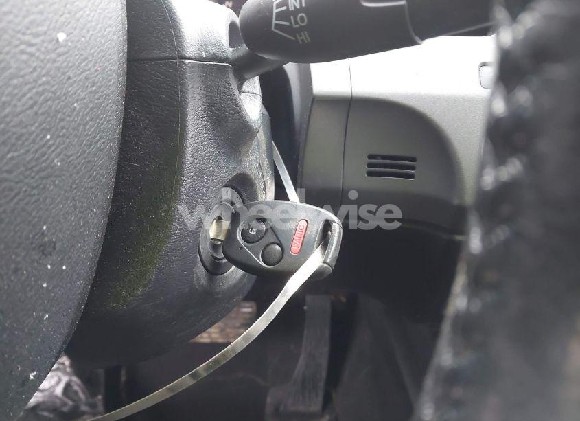 Photo 11 of 2010 Honda Civic LX-S (VIN 19XFA1F67AE073108)